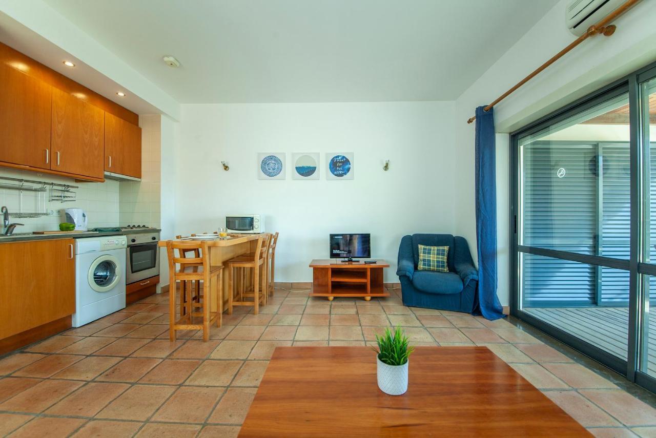 A11 - Marinapark Hill Beach Apartment ลากอส ภายนอก รูปภาพ
